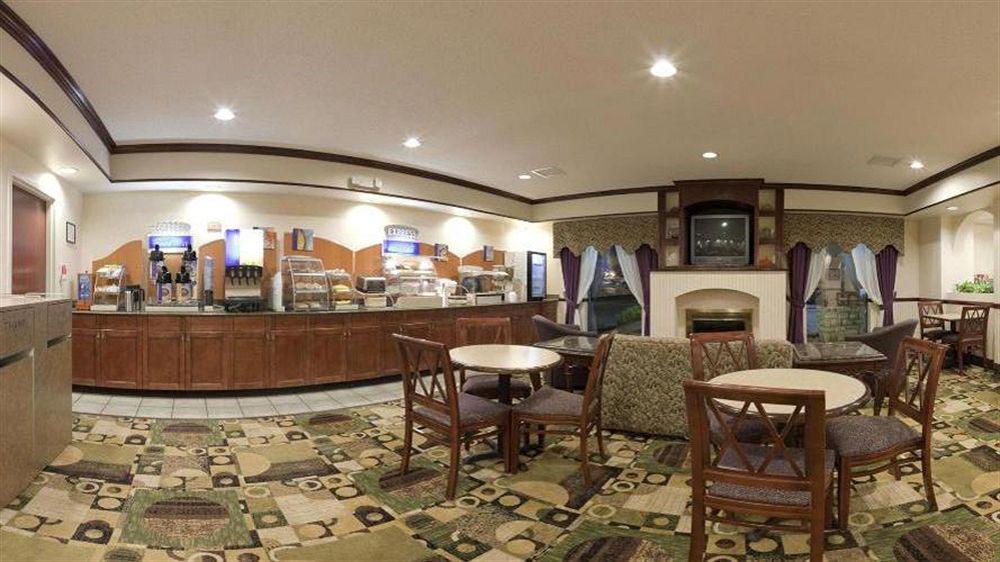 Holiday Inn Express Hotel & Suites Circleville By Ihg Esterno foto