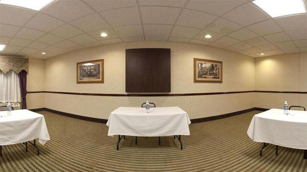 Holiday Inn Express Hotel & Suites Circleville By Ihg Esterno foto