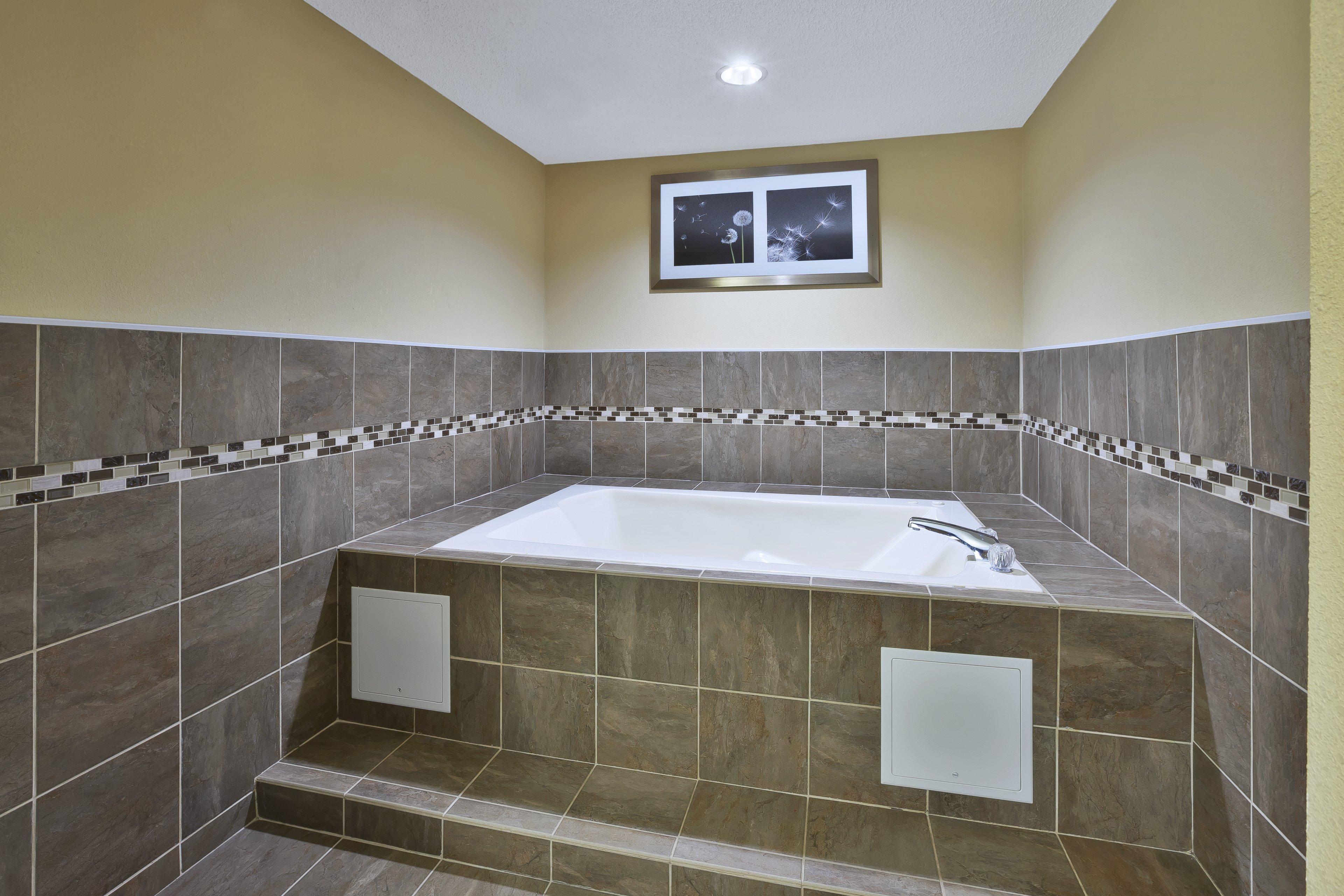 Holiday Inn Express Hotel & Suites Circleville By Ihg Esterno foto